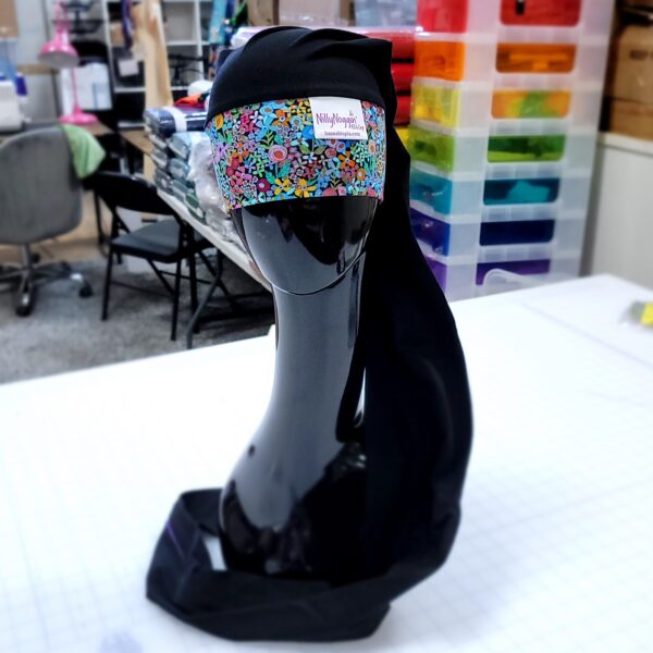 nillynoggin eeg cap with small flowers and long black length